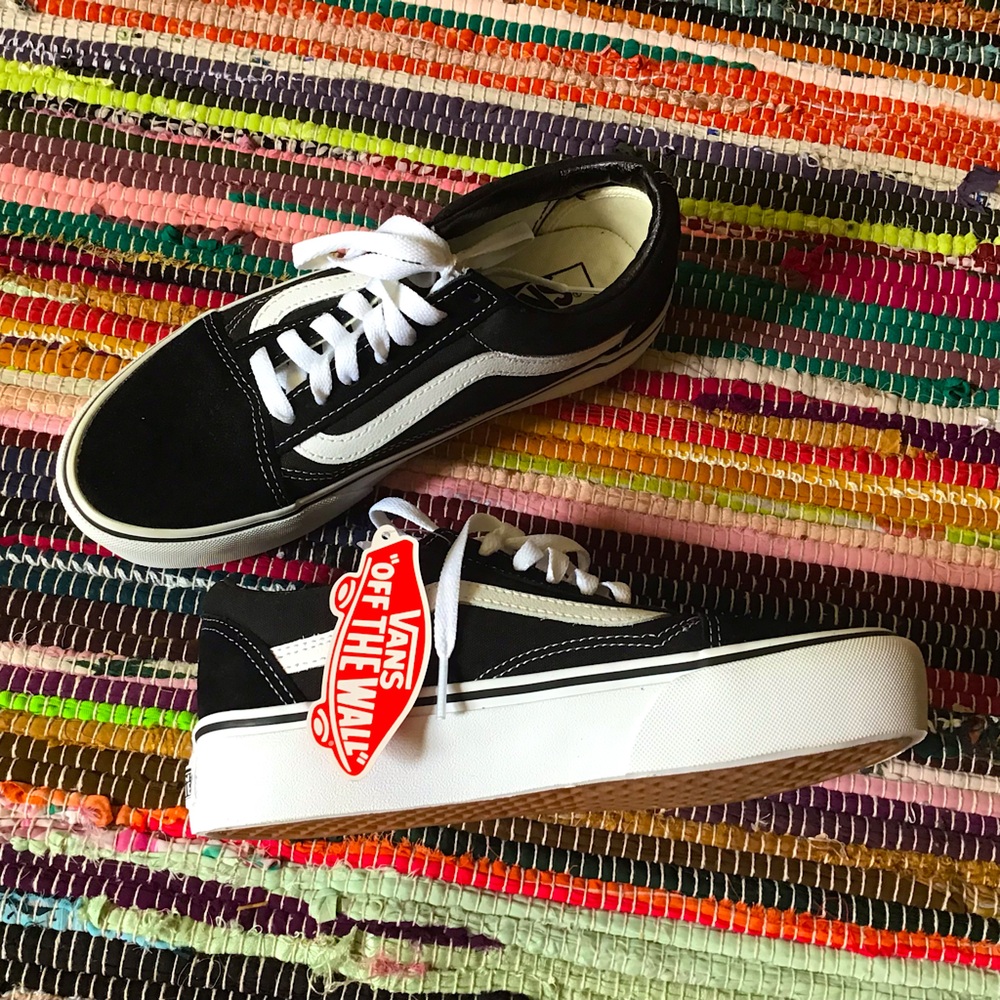 Vans old school platforms in black and white (US womens size 7 US mens size 5.5)